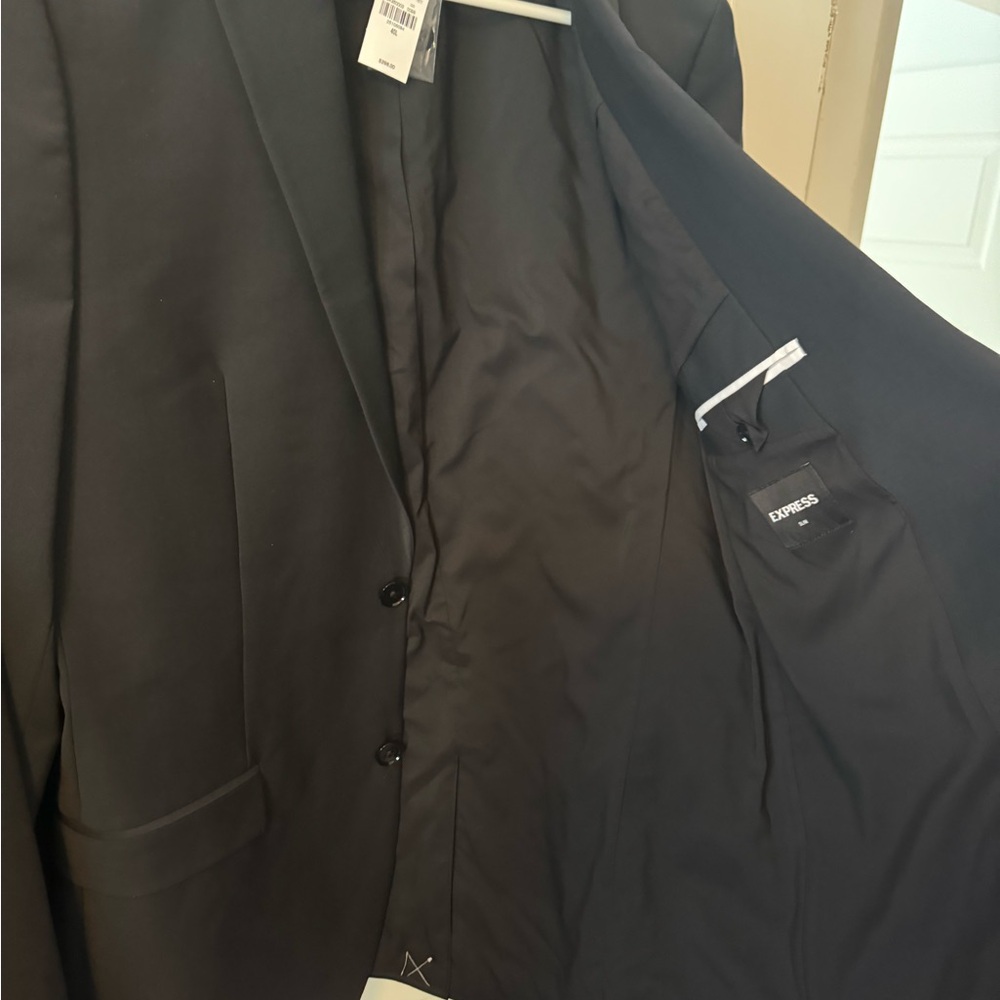 Black Express Men’s Slim Suit Jacket, size 40L